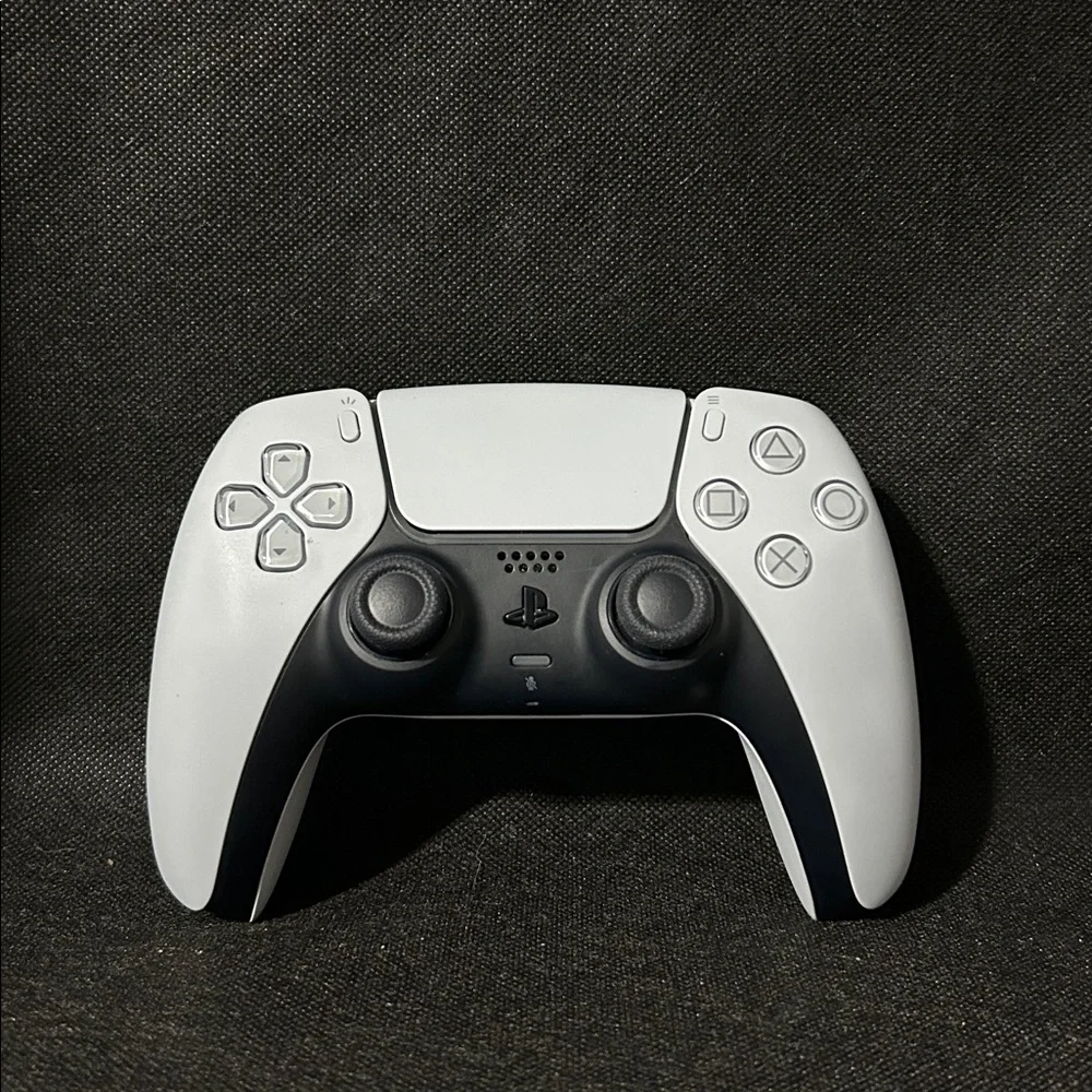 Like New Sony PlayStation 5 Console - White (w original packaging)